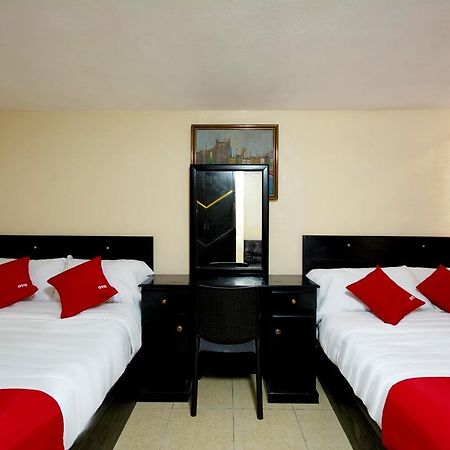Oyo Hotel Bicentenario Tampico Exterior photo