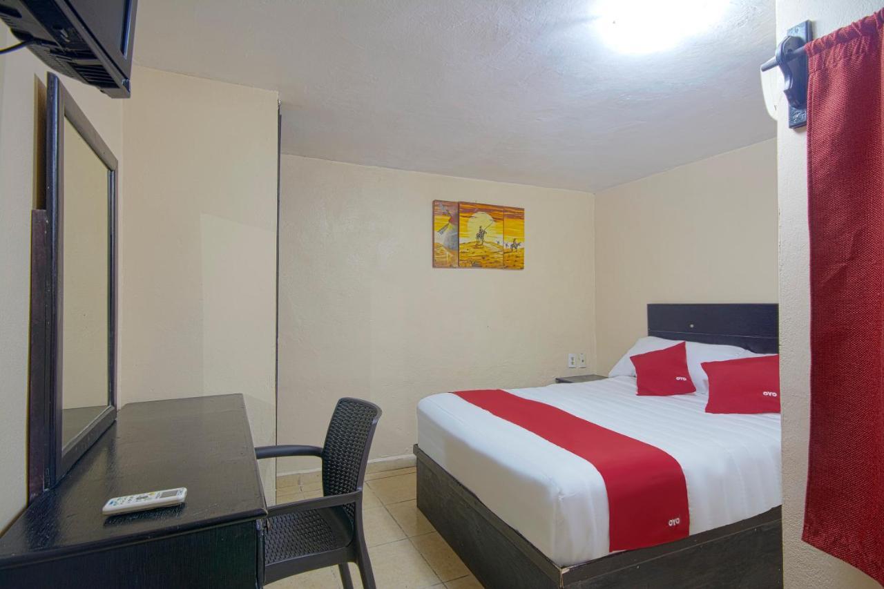Oyo Hotel Bicentenario Tampico Exterior photo